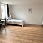 Vollausgestattete Monteurunterkunft Mit Wifi & Dachterrasse Апартаменты