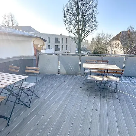 Daire Vollausgestattete Monteurunterkunft Mit Wifi & Dachterrasse