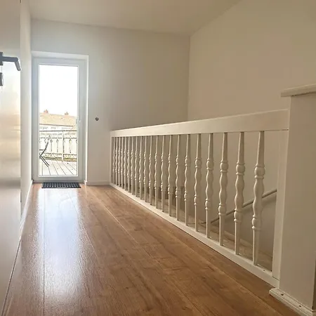 Vollausgestattete Monteurunterkunft Mit Wifi & Dachterrasse Apartament *