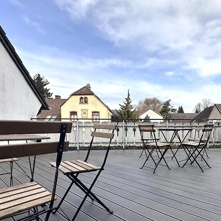 Vollausgestattete Monteurunterkunft Mit Wifi & Dachterrasse 公寓