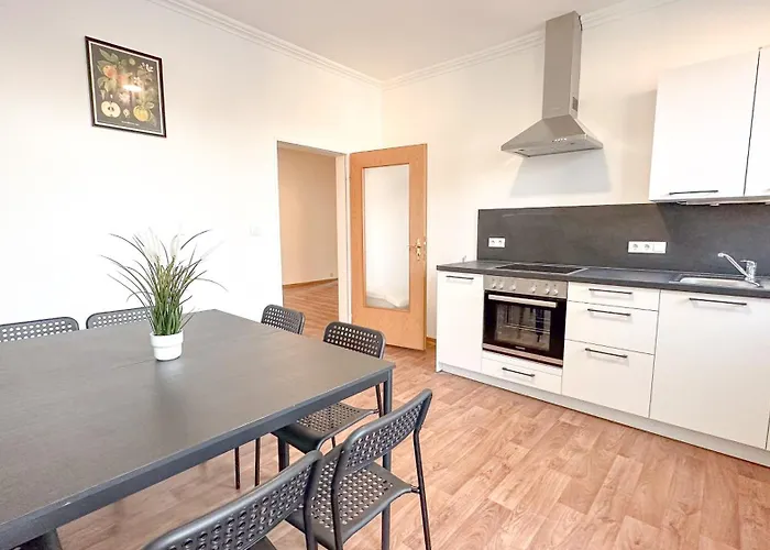 Vollausgestattete Monteurunterkunft Mit Wifi & Dachterrasse Apartament