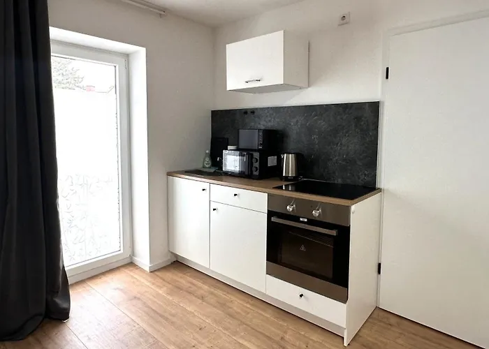 Vollausgestattete Monteurunterkunft Mit Wifi & Dachterrasse Apartament