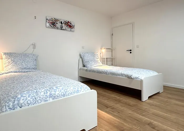 Vollausgestattete Monteurunterkunft Mit Wifi & Dachterrasse * Dissen am Teutoburger Wald